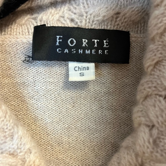 Forté Cashmere Sweater Tan Turtleneck Knit Sweater 100% Cashmere Sz S EUC - Picture 5 of 8